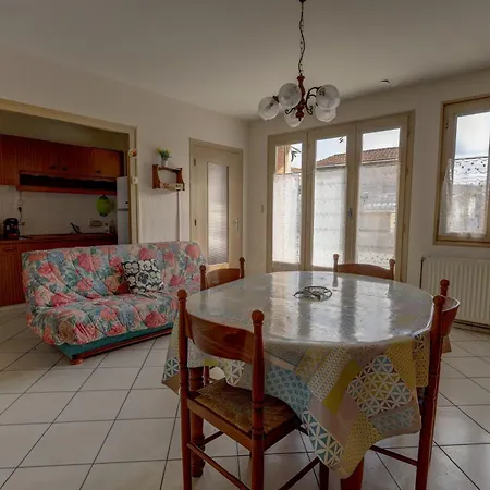Holiday home Vintage House *